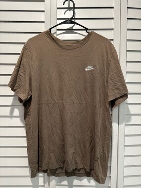 Men's The Nike Tee t-shirt
